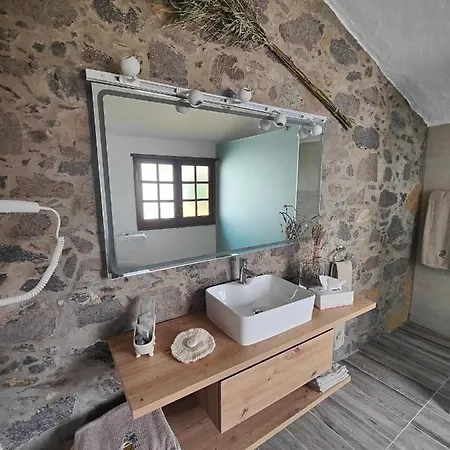Casa Rural El Borbullon Country house Teror